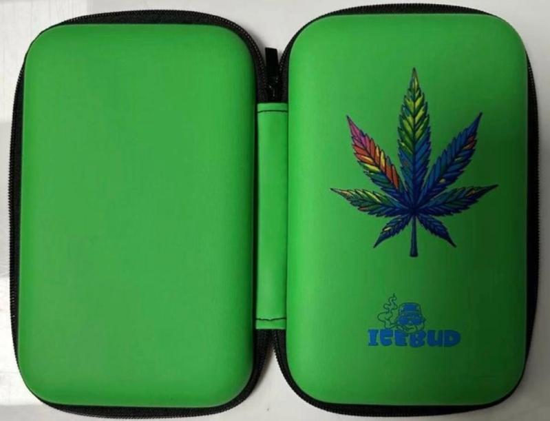CASE PEQUENA ICEBUD – CORES – UND